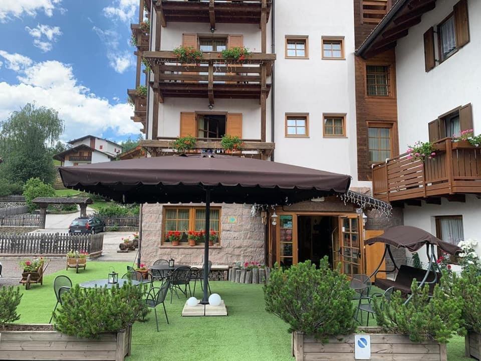 Romantic Charming Hotel Rancolin Moena Esterno foto