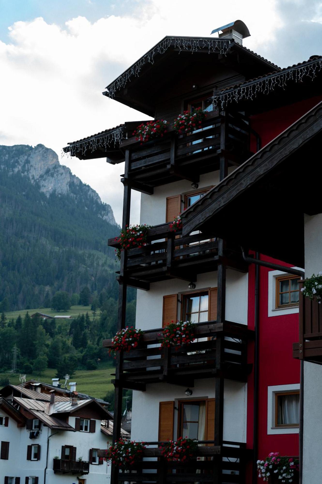 Romantic Charming Hotel Rancolin Moena Esterno foto