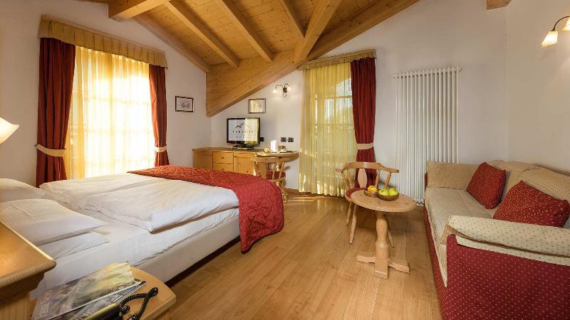 Romantic Charming Hotel Rancolin Moena Esterno foto